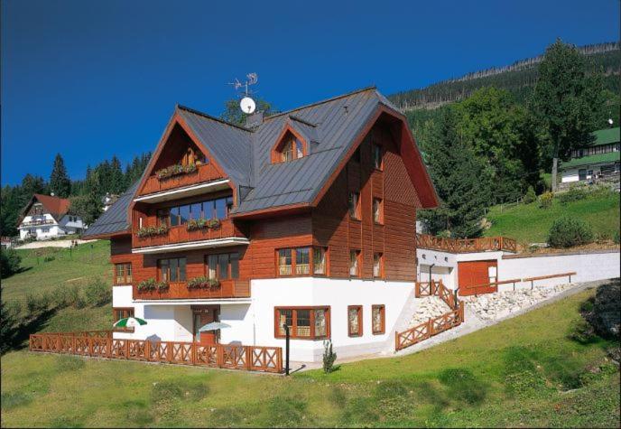 Pension Kubu Apartment 4 Samostatny Byt S Kuchyni Špindlerŭv Mlýn المظهر الخارجي الصورة